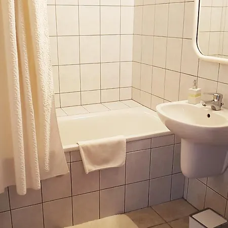 Aaa-apartment 2 דירה באלאטונפורד